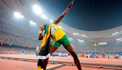 开云体育-老鹰强行终结雄鹿，班凯罗在NBA总决赛接管比赛