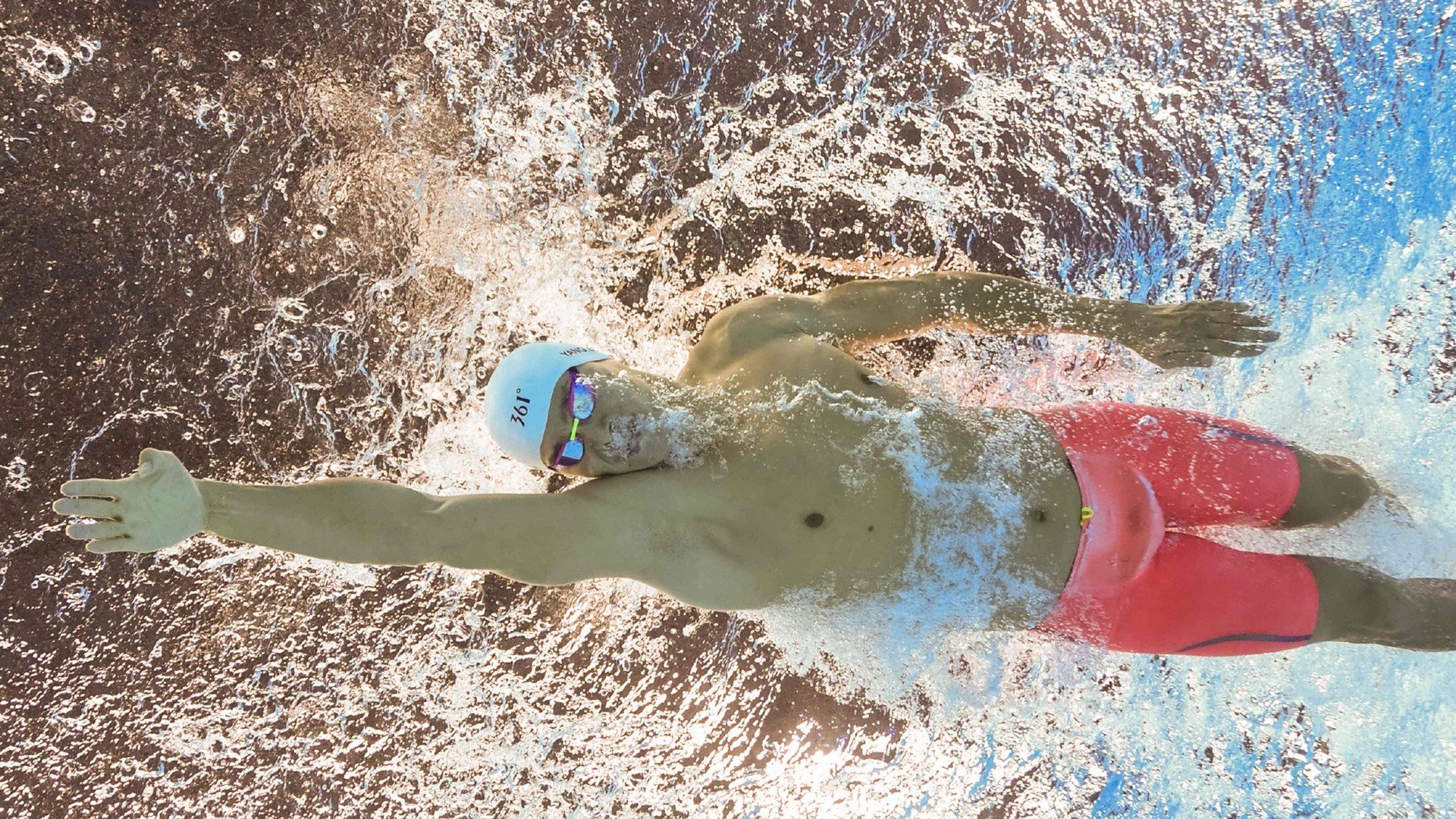 巴萨封锁莱比锡红牛，金玟哉成为关键先生，亚洲铁卫如何改写欧冠格局？