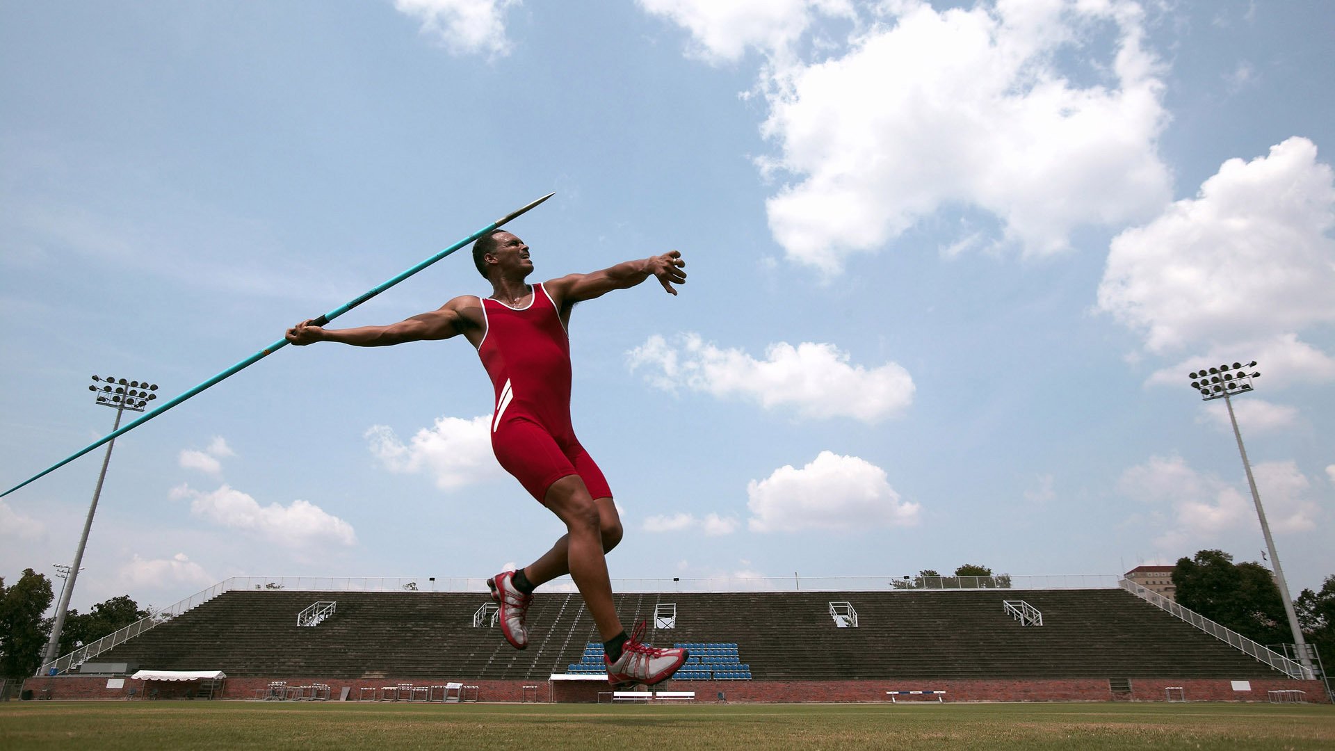 基米希压制级发挥，奥地利何以在拜仁主场完成战术制霸？