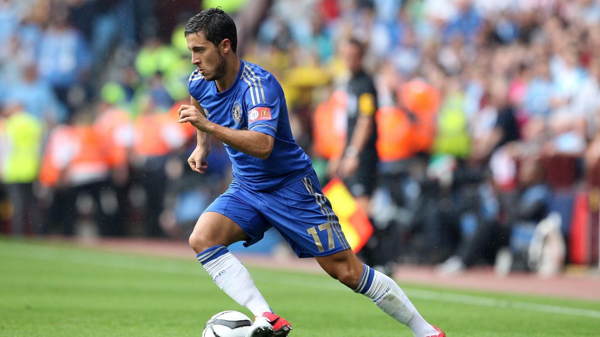 欧冠决赛焦点战,广厦队带走火箭,当东方铁壁撞上西方烈焰